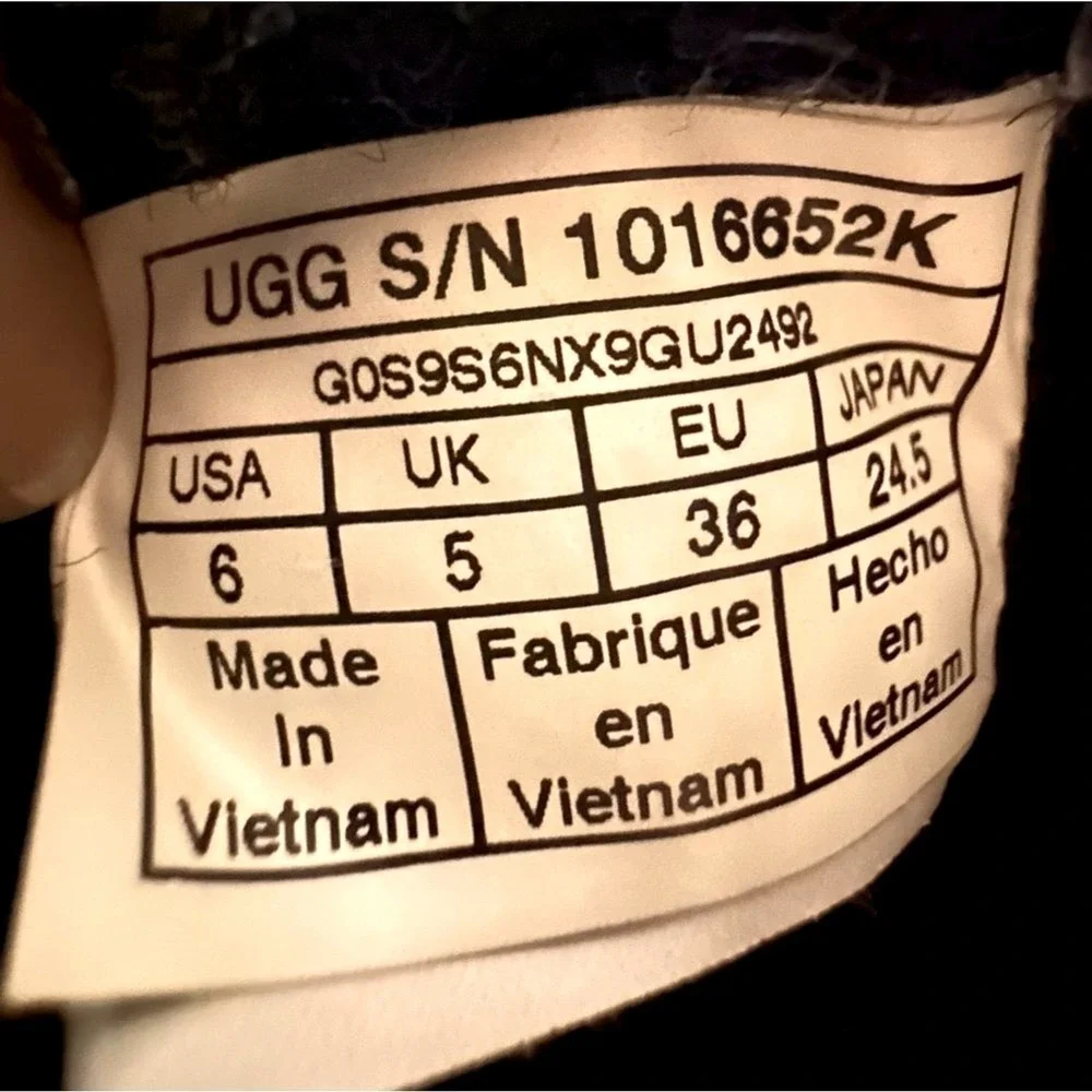 UGG neumel boots